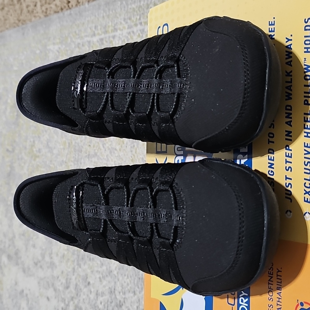 New Skechers Shoes Slip-ins Relaxed Fit Breathe Easy Roll With Me Black 7.5 - Picture 8 of 9
